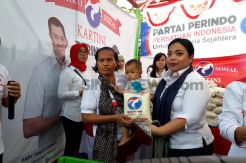 Warga Semper Timur Antusias Hadiri Baksos Kartini Perindo