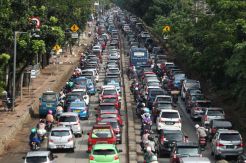 Terobosan Anies-Sandi Ditunggu Atasi Macet dan Banjir