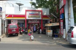 Dukung Program OK OCE, Alfamart Rangsang 500 Pedagang Warung