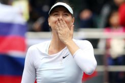 Kalah di Kremlin, Sharapova Jadikan Serena Rival Utama Tahun Depan