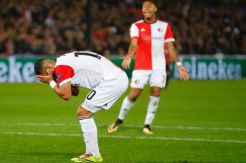 Feyenoord Babak Belur, Van Bronckhorst Tetap Pede
