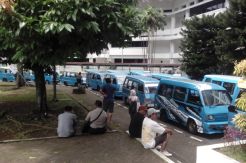 Sopir Angkot Manado Ancam Demo Empat Hari