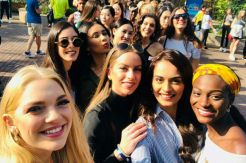 Serunya Achintya Nilsen dan Kontestan Miss World Jalan-jalan