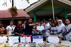 Siswa SMPN 27 Apresiasi MNC Peduli Salurkan Buku ke Pelosok Tanah Air