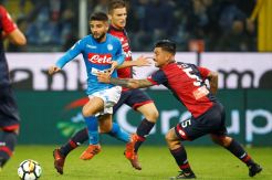 Bekuk Genoa, Napoli Kembali Naik ke Puncak