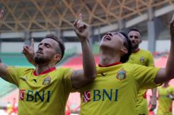 Bhayangkara FC Raih...