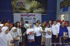 Kartini Perindo Bagikan 1 Ton Beras di Sukabumi