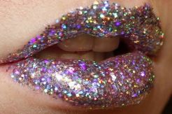 Riasan Bibir Inspirasi Rayakan Pesta Halloween