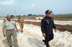 Tegas! Wakil Bupati Karawang Hentikan Pembangunan Perumahan di Lahan Sawah