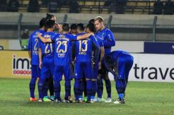Persib Tak Persoalkan Hadapi Persija di Solo