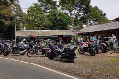 Touring Mandatory ke Pangalengan, FOC Gelar Bakti Sosial