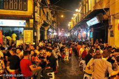 Traveling ke Hanoi,...