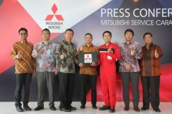 Ikut Service Caravan, Mobil Mitsubishi Anda Langsung Ditangani Mekanik Jepang
