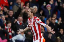 Penyerang Gaek, Selamatkan Muka Stoke City dari Kekalahan