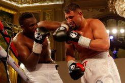 Chisora Telan Kekalahan Ketiga dari Lima Laga Terakhir