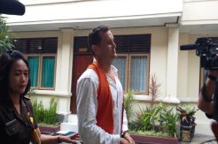 Nyolong Kacamata di Bandara, Bule Australia Divonis 3,5 Bulan