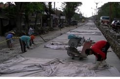 Akomodir Kebutuhan Warga, Pemprov DKI Beton Jalan Lingkungan