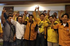 Ridwan Kamil Terima SK DPP, Pengurus Golkar Jabar Ajukan Gugatan