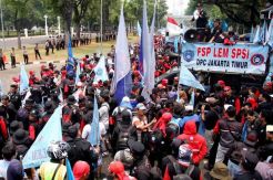Dianggap Pas, Pemprov DKI Pertahankan UMP 2018 Sebesar Rp3,6 Juta