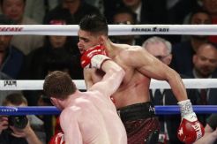 Amir Khan Ingin Tarung...