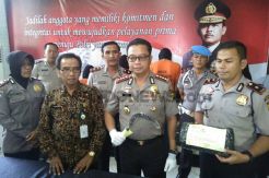 Ingin Unjuk Keberanian, 3 ABG Bantai Pelajar SMP Pakai Celurit