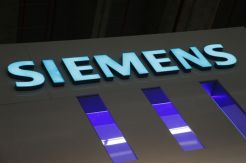 Ribuan Pekerja Siemens...