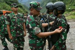 Kopassus-Raider Diperintahkan Buru Kelompok Bersenjata yang Buron