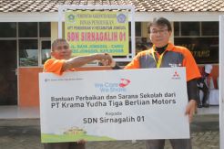 Beri Bantuan ke SDN Sirnagalih 01 Jonggol, KTB Libatkan Puluhan Karyawan