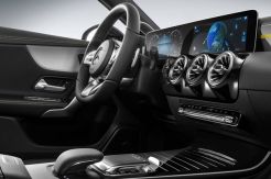 Sedan Mercedes-Benz A-Class 2018 Tampil Semakin Mewah