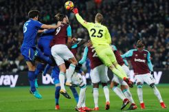 Dapat Poin Pertama, Moyes Puji Suporter