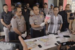 Dua Kurir Narkoba Malaysia Dibekuk, Amankan 5,58 Kg Sabu-Sabu dan 1.856 Butir Pil Ekstasi