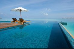 Infinity Pool, Tren Liburan 2018 Pilihan Anak Zaman Now