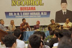 Tengku Erry Blak-blakan Jawab Kritik Pembangunan