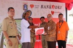 Bank DKI Berikan Fasilitas Kebun Hidroponik di Rusun Jatinegara Kaum