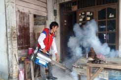 Cegah DBD, Rescue Perindo Fogging 1.200 KK di Pondok Aren