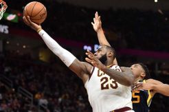 Cetak Triple-Double ke-60, LeBron James Lampaui Torehan Legenda Celtics