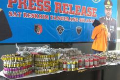 Tangkap Pemilik Pabrik, Polisi Sita 1.934 Petasan di Tangerang