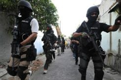 Densus 88 Ringkus Pedagang Helm Pekayon Terkait Aksi Terorisme