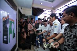 Sandi Uno Resmikan Kerja...