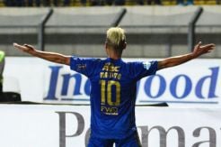 Raphael Maitimo, Pemain Impresif Sekaligus Mengejutkan