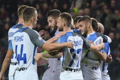 Inter Milan Inginkan Tiga Gelandang Anyar