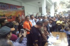Polisi Mulai Susun Berkas...