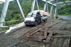 Rusak Parah, Jembatan Endikat Segera Diperbaiki