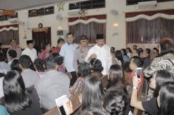 Gubernur Kepri Pantau Pelaksanaan Malam Misa Natal