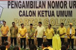 Posisi Sekjen, Airlangga Harus Berbagi Kue dengan Seluruh Faksi di Golkar