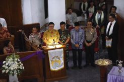 Natal Jadi Momen Perkuat...