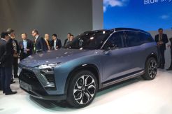 Bunuh Tesla X, China Beri Subsidi NIO ES8