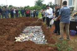 Jelang Malam Pergantian Tahun, Polres Tangsel Sita Bahan Peledak dan Petasan