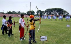 Ratusan Pelajar Ikuti Lomba Panahan Tingkat Nasional