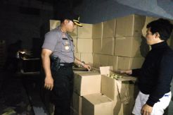 Dua Gudang Penyimpanan Ribuan Botol Miras di Serang Digerebek